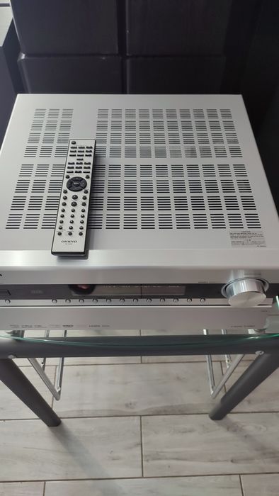 Amplituner Onkyo TX- NR 807