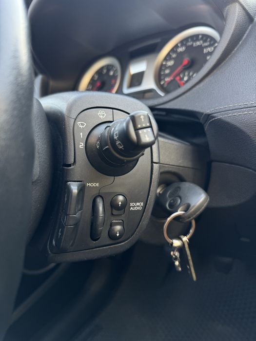 Автомобіль Renault Clio 3
