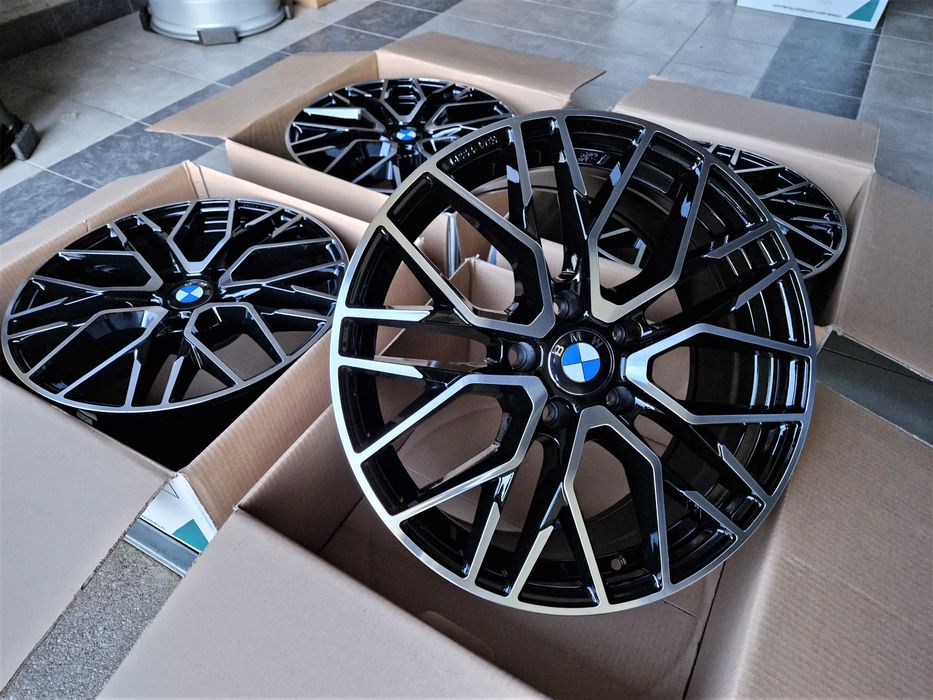 Alufelgi 17 BMW 5x120 1 3 X1 X3 F30 E90 E46 F20 E87 83 F25 Czarne 414#