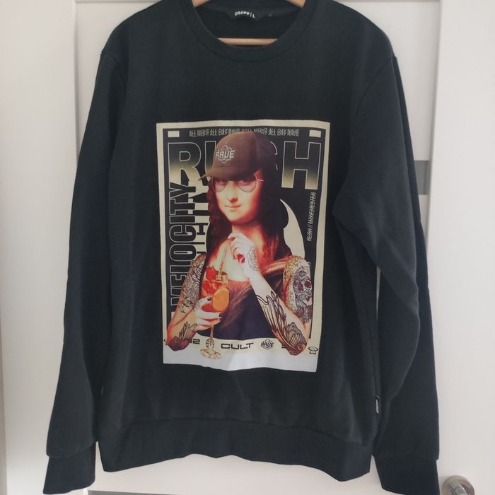 Cropp fajna bluza męska z nadrukiem czarna L
Rozmiar L 
Szerokość w ra