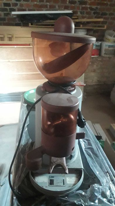 Ekspres la san marco 95 sprint-e z młynkiem