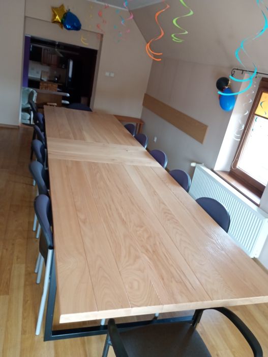 Stół z drewna  ława