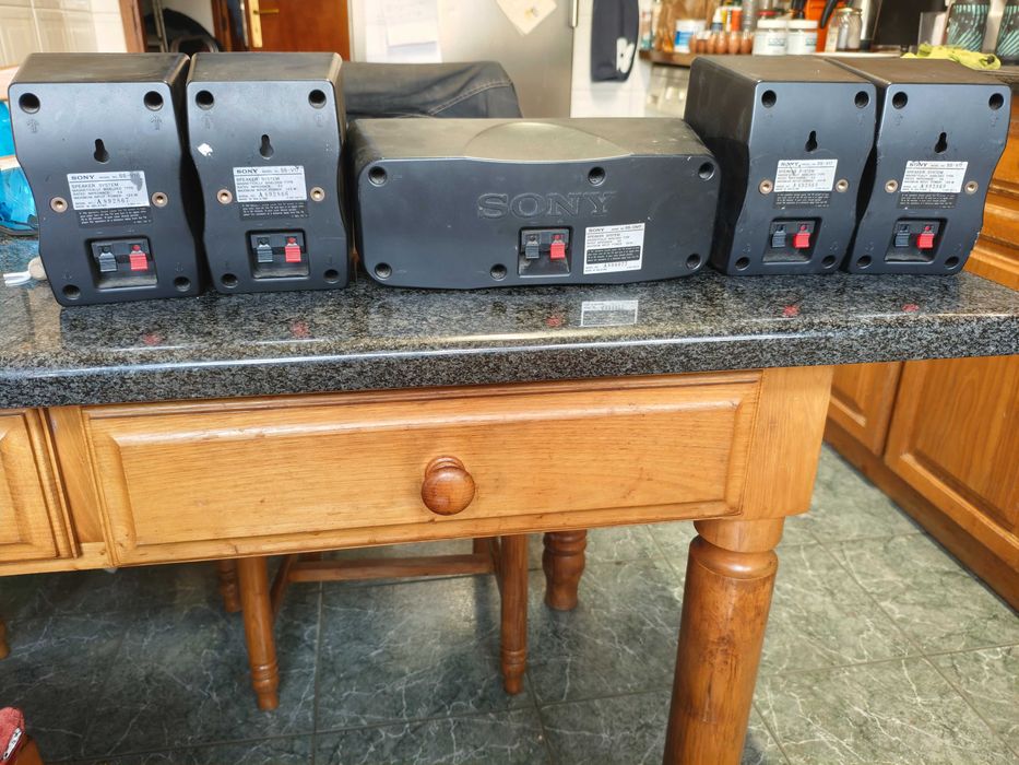 Conjunto Colunas Sony 120 watts