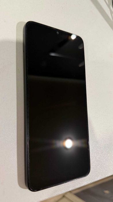 Продам смартфон Samsung A05
