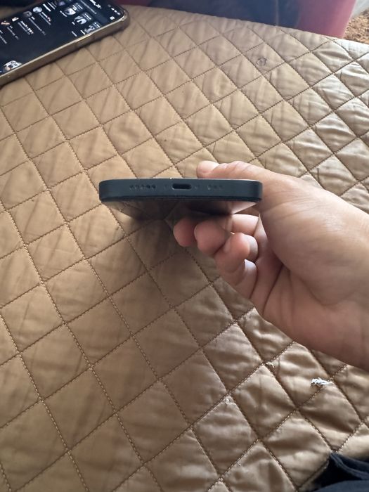 IPhone 13 Traseira partida