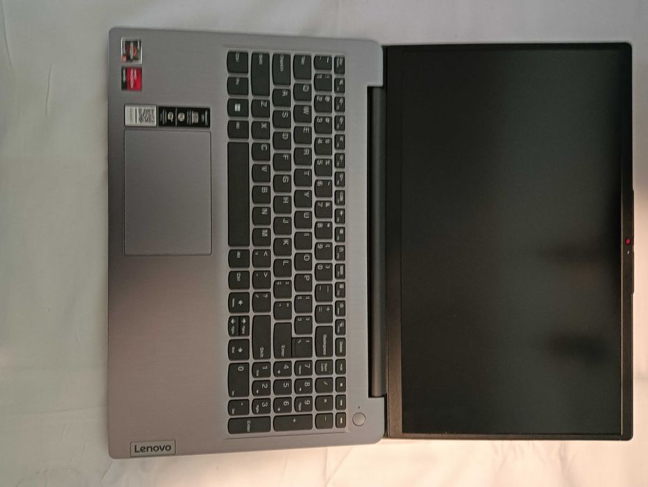 Lenovo Ideapad 3 / Ryzen 5/ Ram 20Gb / SSD 512 GB stan bd