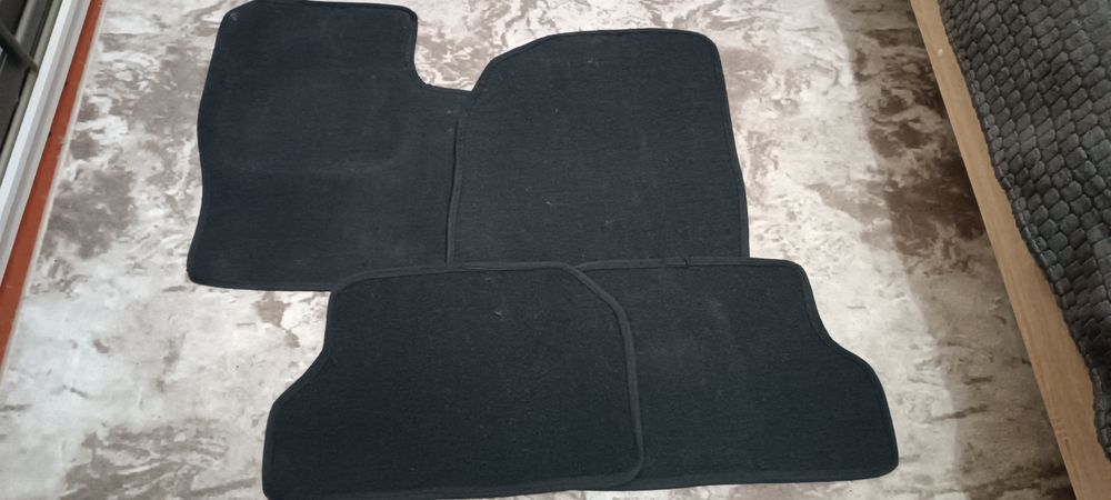 Ворсові килимки Форд Фокус 2,3.
