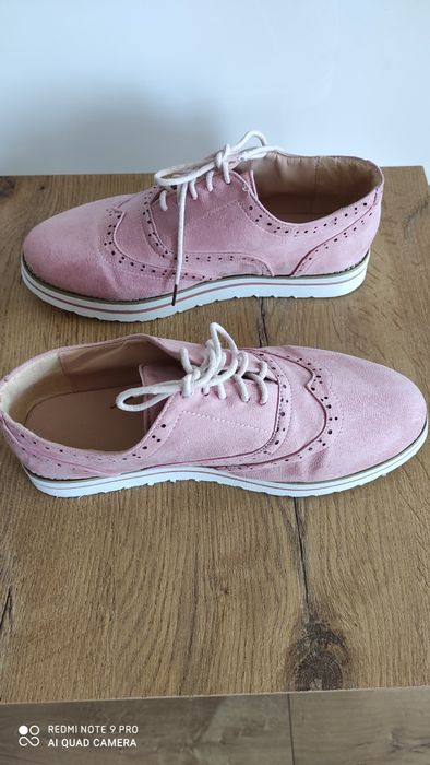 Damskie buty długość wkładki wew ok. 24cm