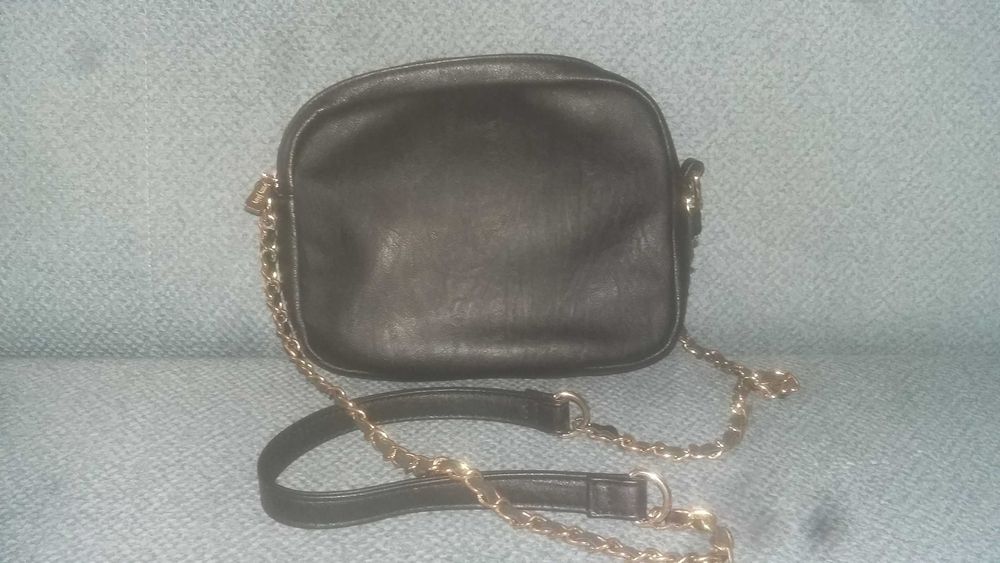 Czarna torebka damska