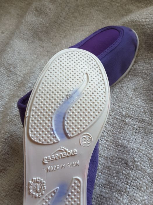 Sapatilhas ginástica  - tam 29