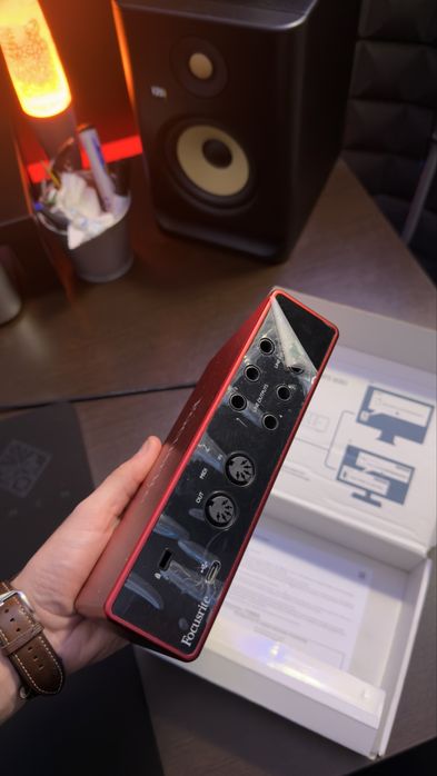 Focusrite 4i4 scar