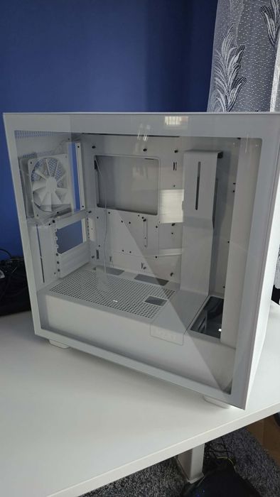Obudowa komputerowa NZXT H7 Biała - jak nowa