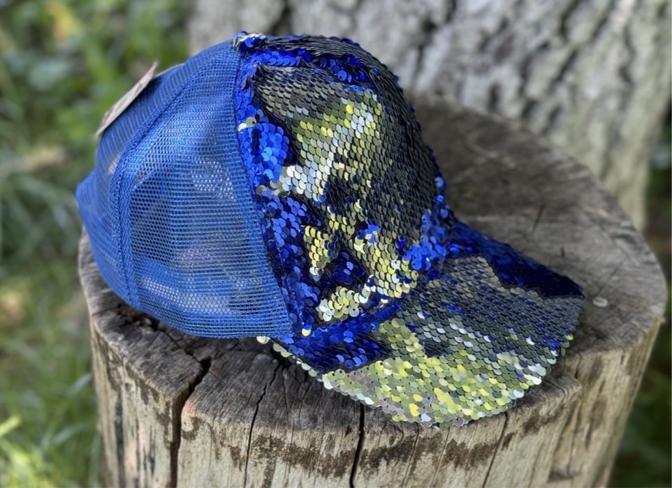 Стильна нова крута кепка бейсболка з двосторонніми паєтками