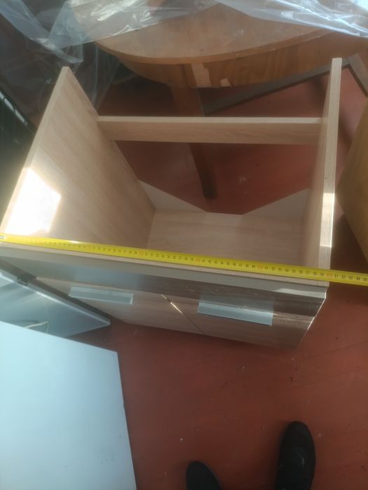 Продам тумбу під мийку