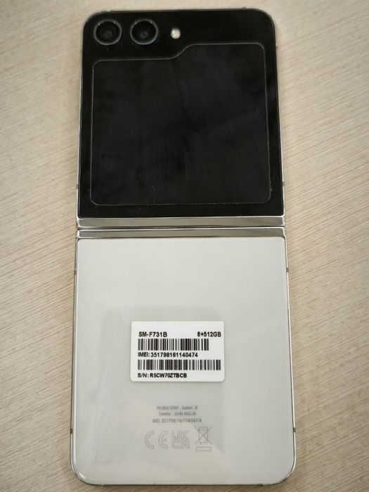 Samsung z flip 5 в хорошем состоянии