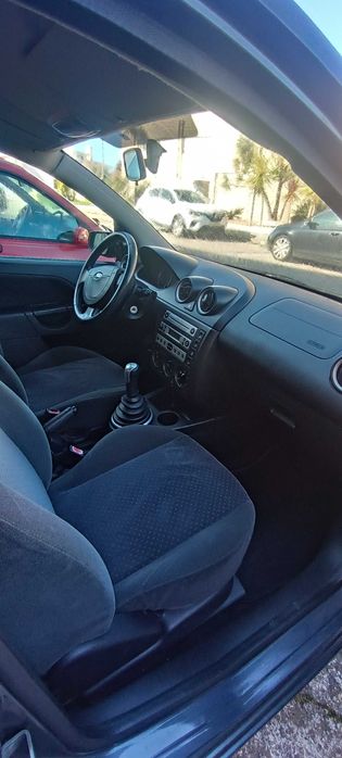 Ford fiesta 1.2 Gasolina 2005