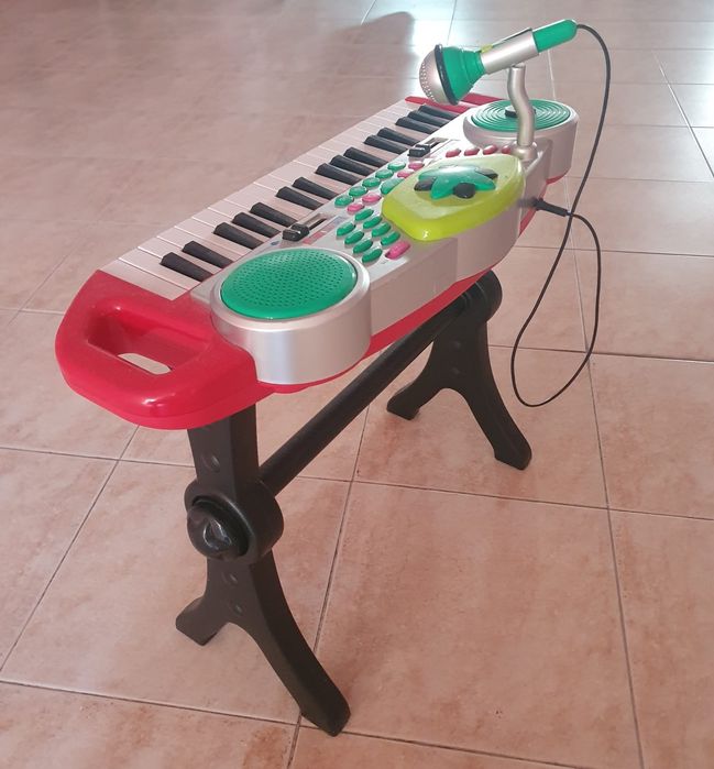 Piano musical infantil