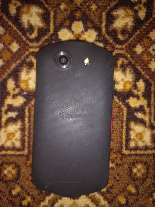 Смартфон Kyocera DuraForce E6560