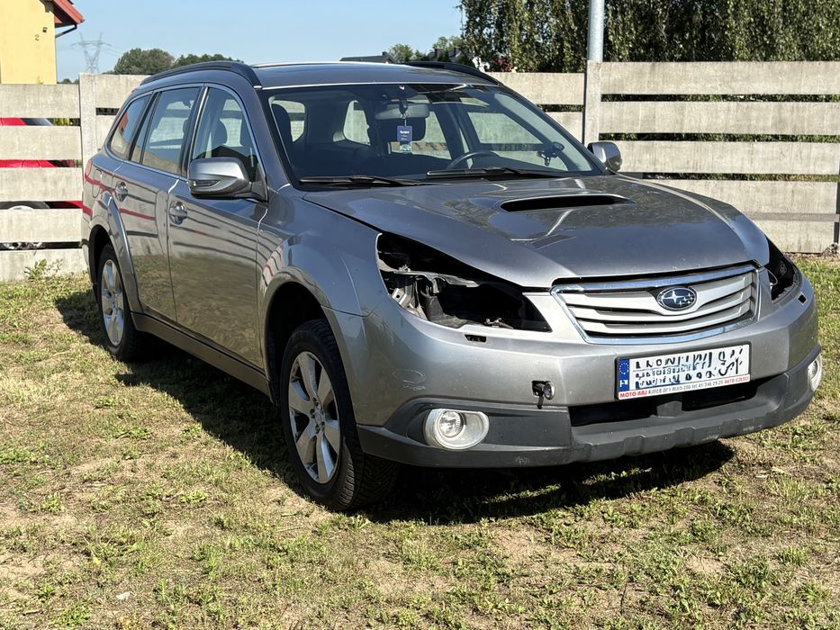 Subaru  outback 2.0d boxer 4x4 uszkodzony !