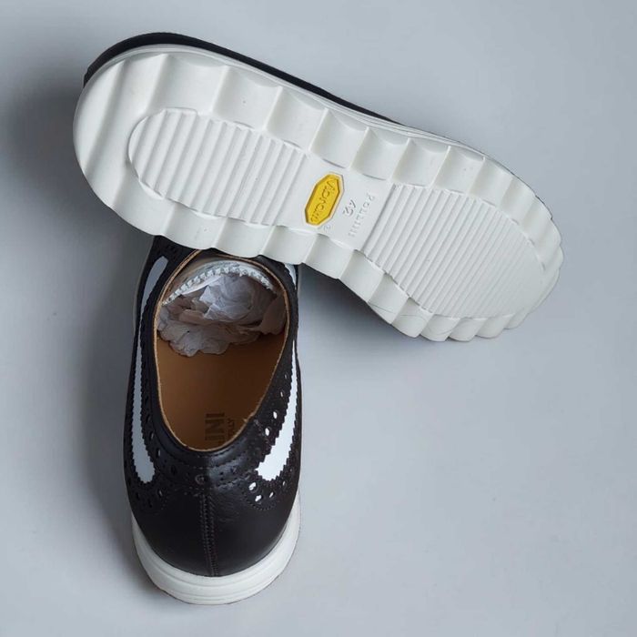 Скидка!!! Оригинал! туфли броги 42р. Pollini Италия