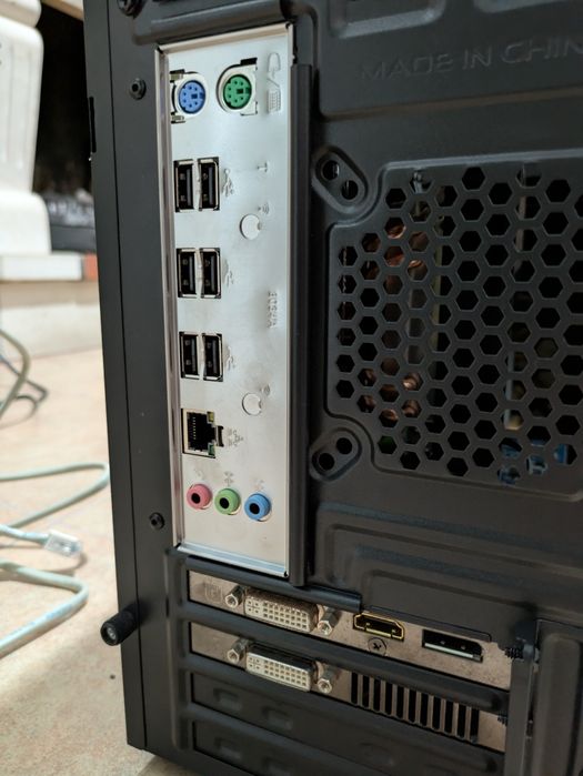 Intel xeon 2630 v4 com 16GB