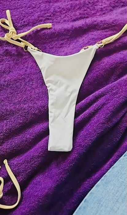 Нове 2025 модель міні бікіні жіночий купальник роздільний зручний