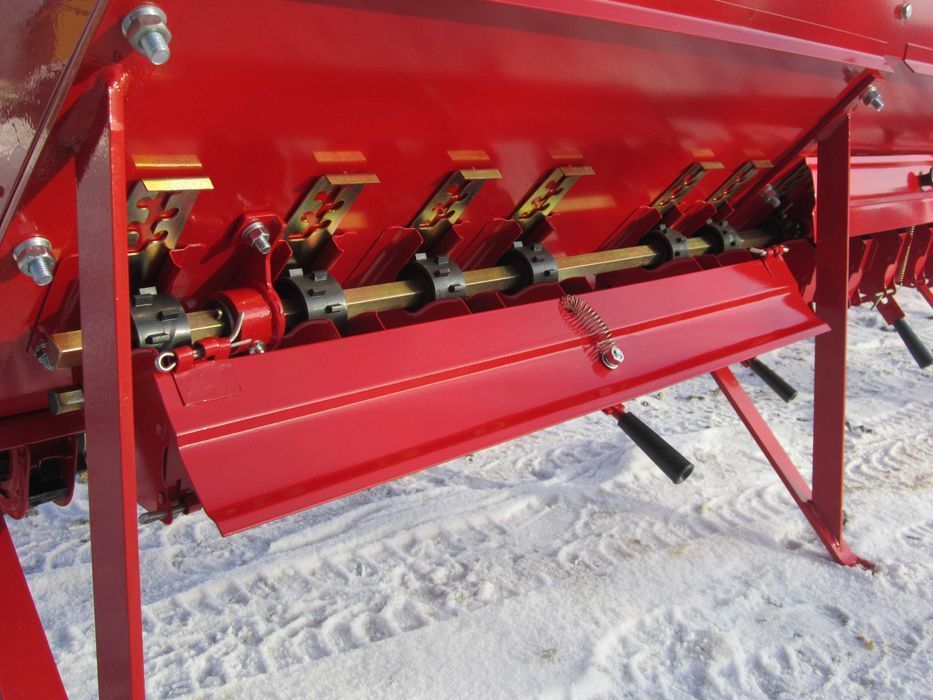 Ящик, бак, бункер на сівалку, сівник зернотуковий ящик в зборі Деметра