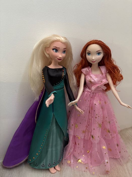 2 Bonecas Disney Princesas