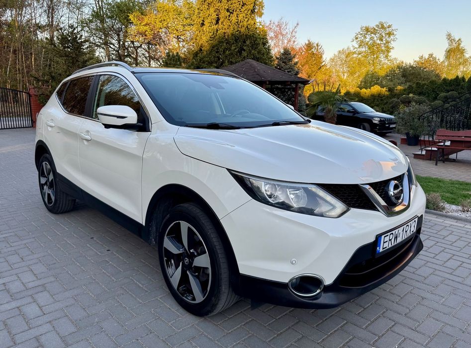 Nissan Qashqai Kamery 360 Panorama Alu Nawigacja Led Tempomat Oryginalny Lakier