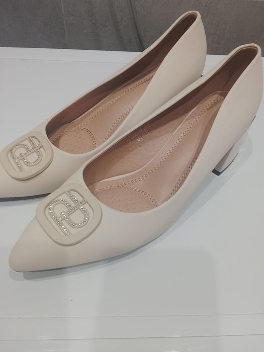 Buty rozmiar 39 damskie