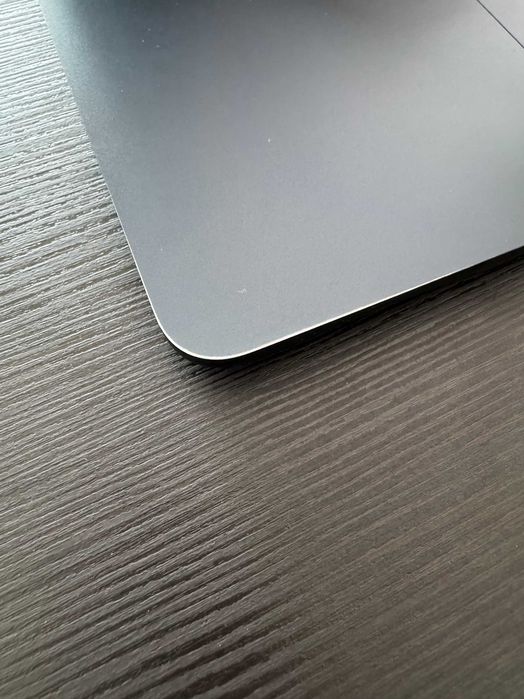 Macbook Air 2024 15" M3 Chip 16GB RAM 512GB
