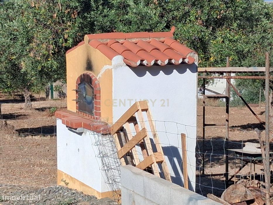 Quinta em Trigaches — 1 hectare em comunhão com a natureza