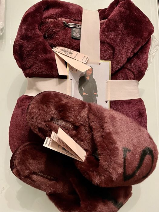 Komplet Victoria’s Secret szlafrok XS/S i kapcie M