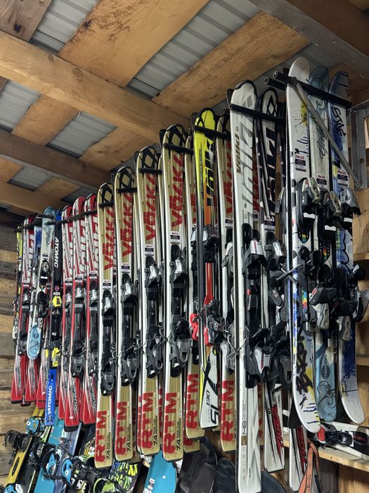 Лижі Сноуборди Лижні палки Санки Лижні Ботінки