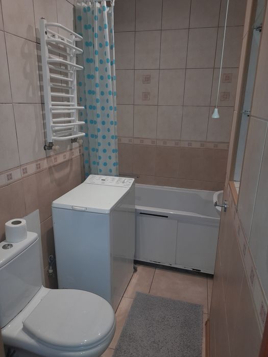 Квартира подобово посуточно.Недалеко озеро.Центр 2к, власник