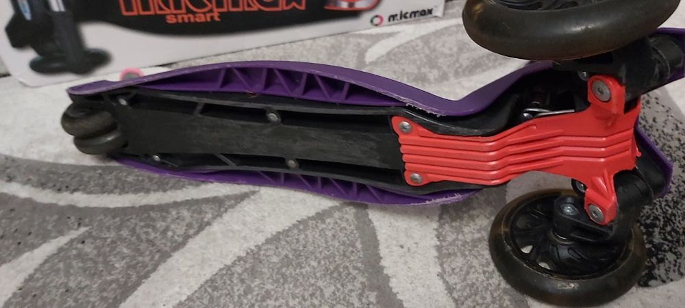 Самокат дитячий.
