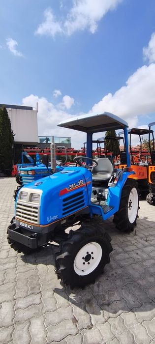 Iseki TF 19F - 3 cilindros 4x4 direção assistida