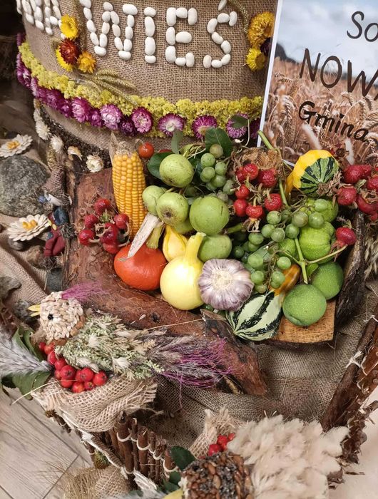 Sprzedam tegoroczny piękny wieniec dożynkowy