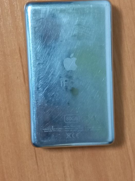 Плеер Ipod classic 80GB ÷ дополнительный чехол-аккумулятор