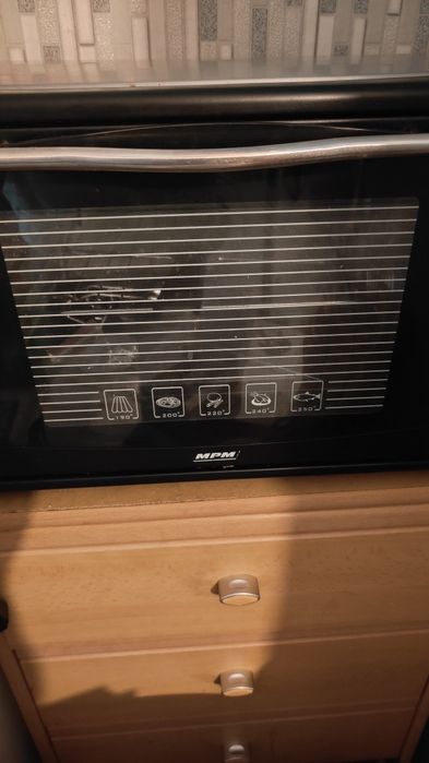 Piekarnik elektryczny z termoobiegiem 35l
