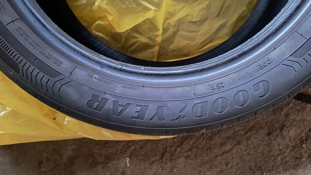 Opony 205/55/17 2szt