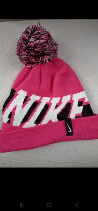 czapka Nike
rozmiar one size  wszystkie metki oryginal wie