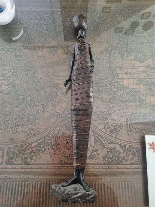 Figurka afrykanki