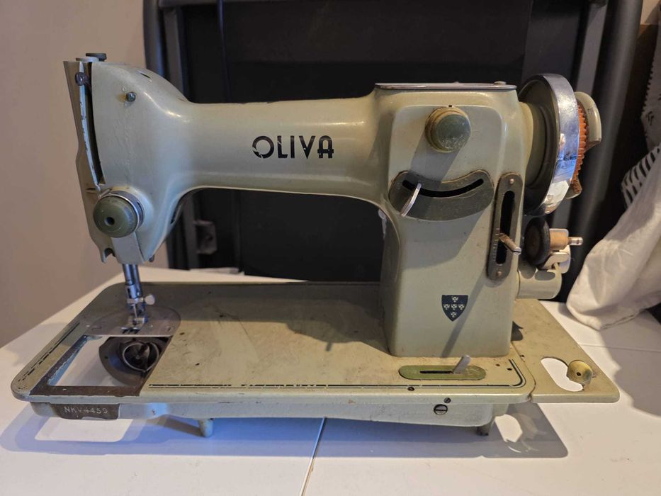 Maquina de costura Oliva