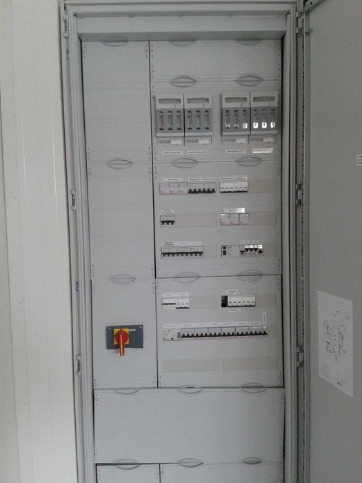 Elektryk, elektroinstalacje, pomiary, automatyka