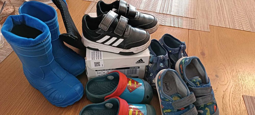 Buty Adidas rozmiar 23 i inne