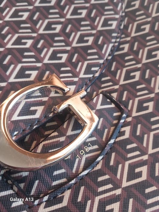 Guess piękna torebka na ramię oryginalne