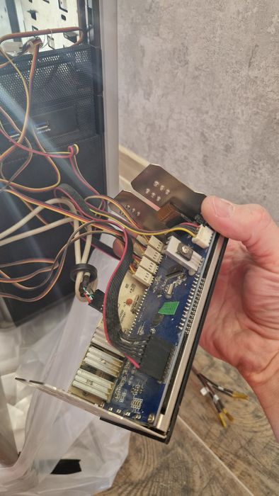 Продам корпус для ПК Cooler Master Cosmos 1000