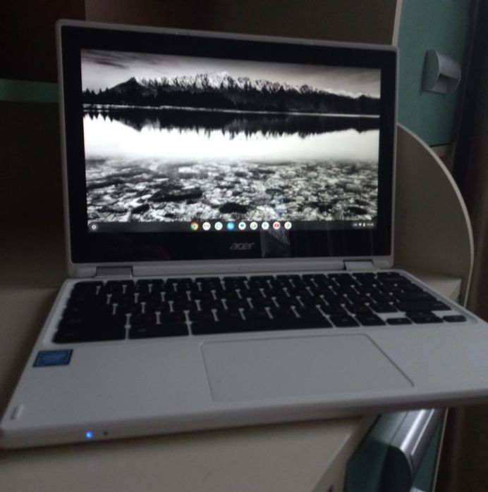 Продам йога бук acer!
