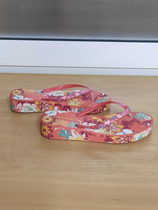 В'єтнамки для дівчинки Super Gear. Нові. РОЗПРОДАЖ.
